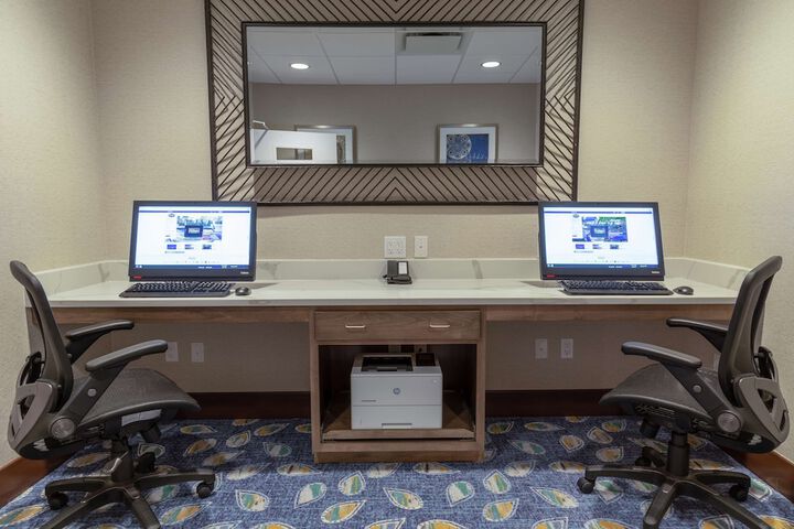 Business Center 23 of 23