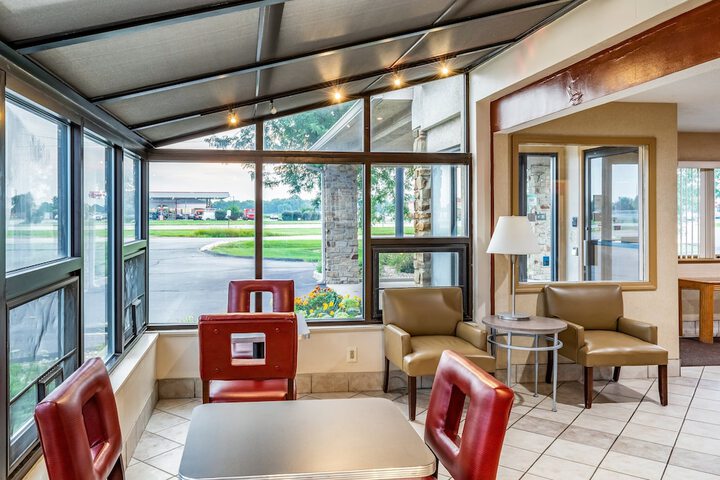 Red Roof Inn Columbus - Taylorsville / Edinburgh