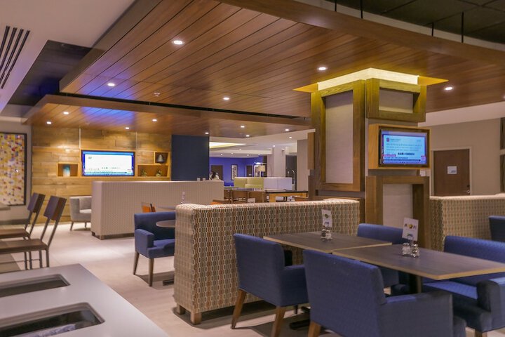 Breakfast/Coffee Service 78 of 88