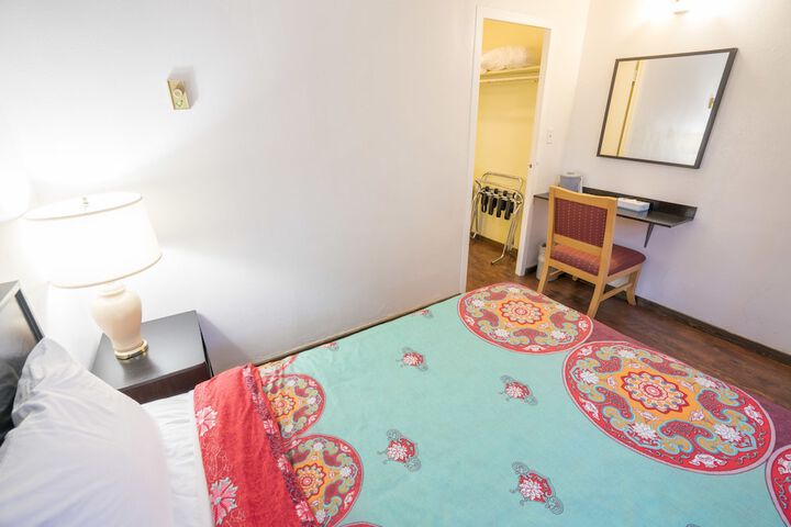 Room 16 of 52