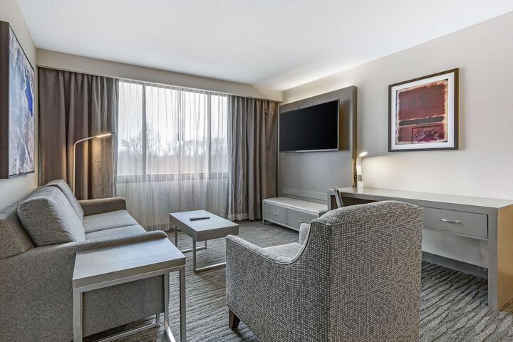 Room 21 of 37
