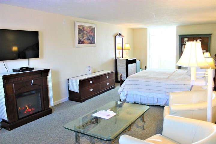 Room 30 of 44