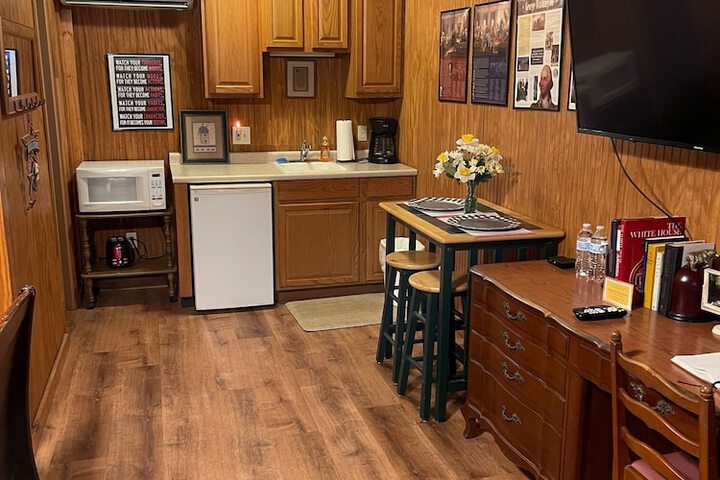 Mountain Aire Cottages Inn & Glamping