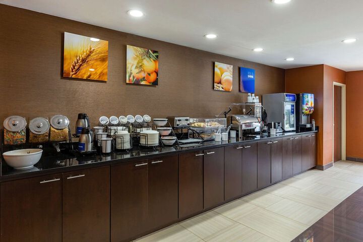 Breakfast/Coffee Service 43 of 45