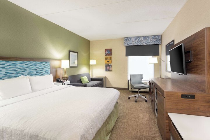 Hampton Inn Buffalo South / I-90