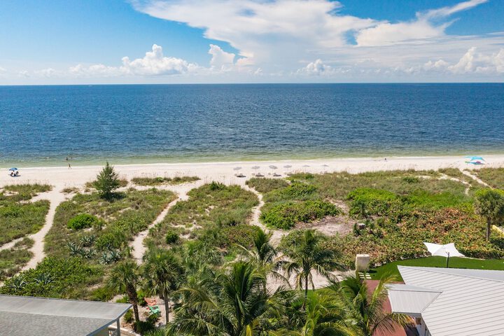Casey Key Resorts - Beachfront