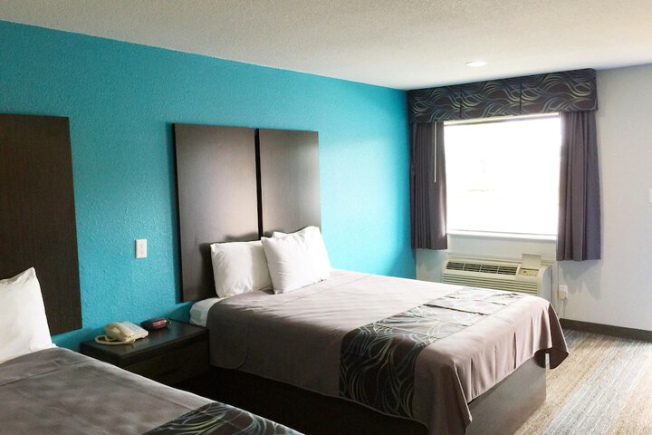 Americas Best Value Inn & Suites Mont Belvieu Houston