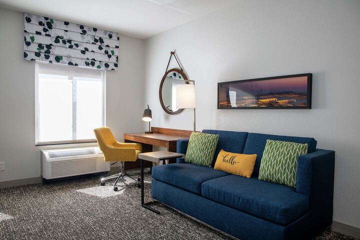 Room 43 of 66