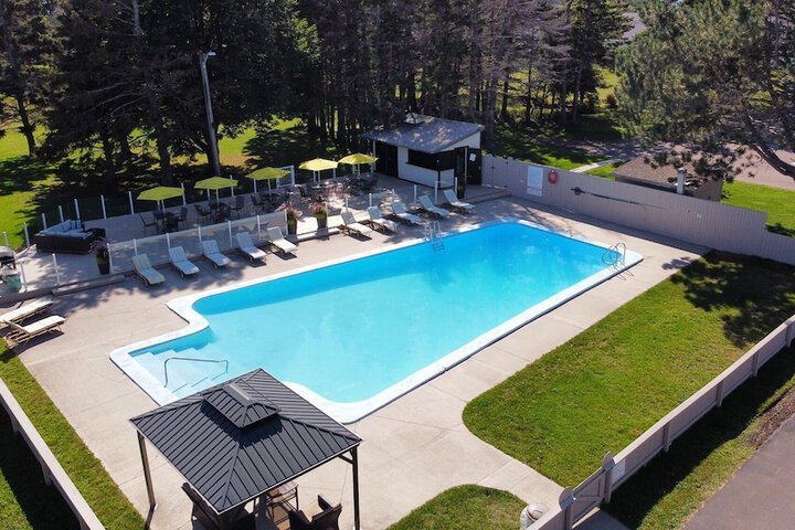 Pool 11 of 54