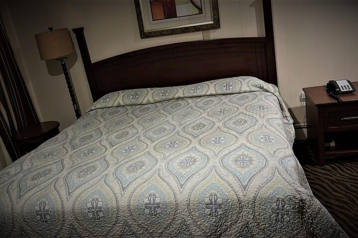 Room 11 of 13