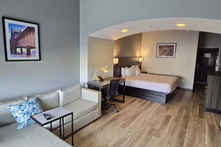 Room 39 of 63