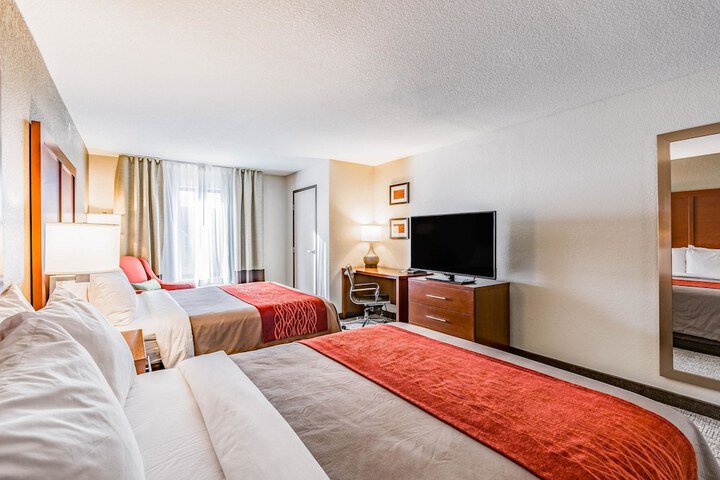Room 10 of 31