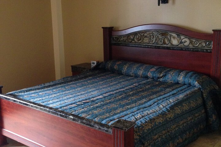 Room 18 of 35