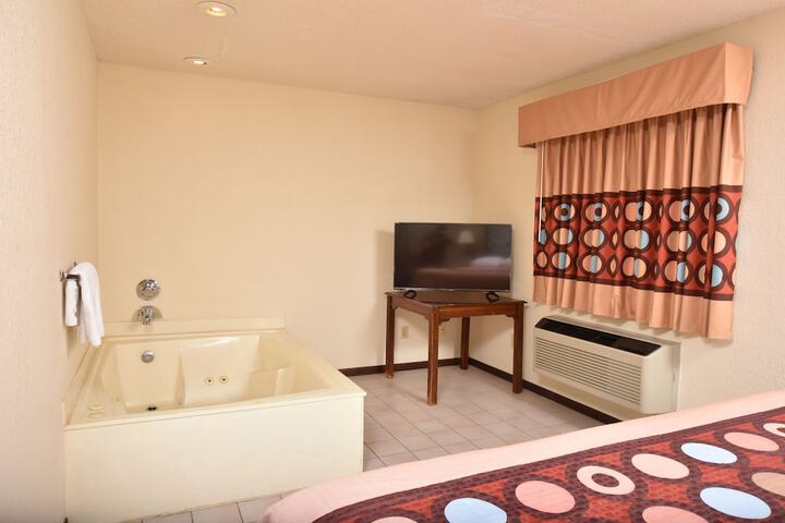 Room 40 of 47