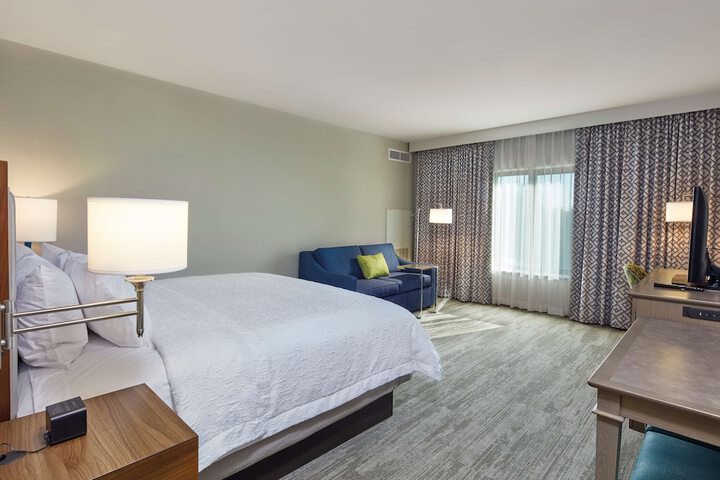 Room 34 of 63