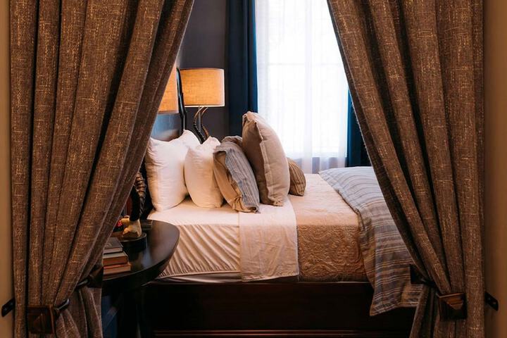 Room 202 of 361