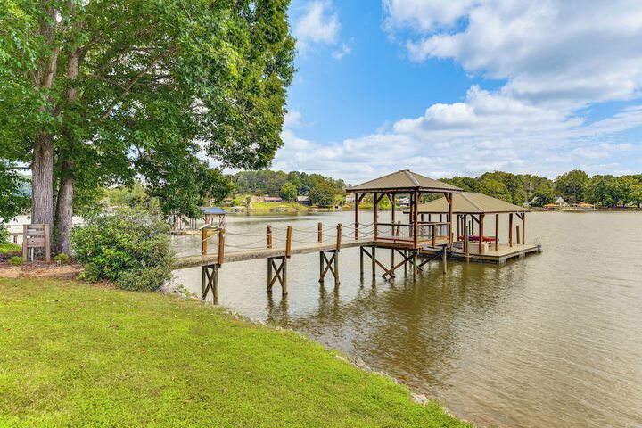 Waterfront Sherrills Ford Home w / Pool & Boat Dock
