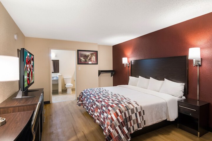 Room 29 of 33