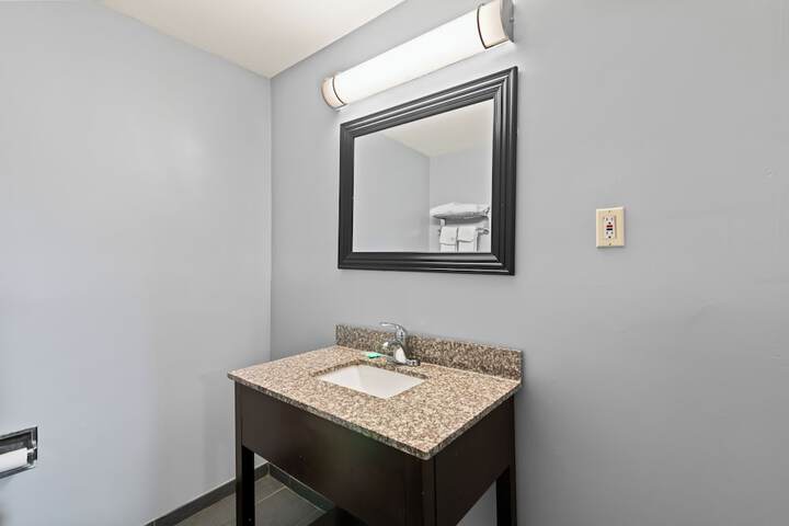 Room 7 of 23