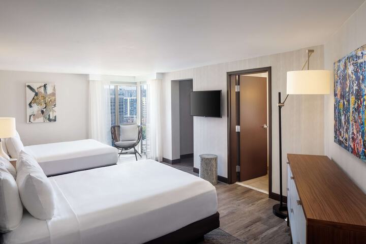 Room 26 of 64