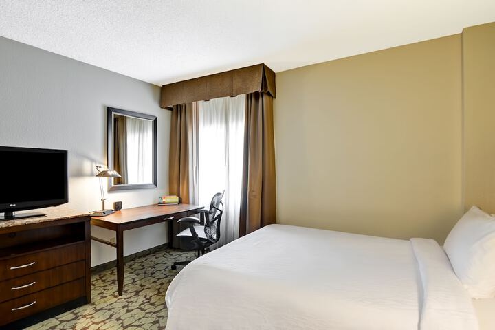 Room 35 of 63