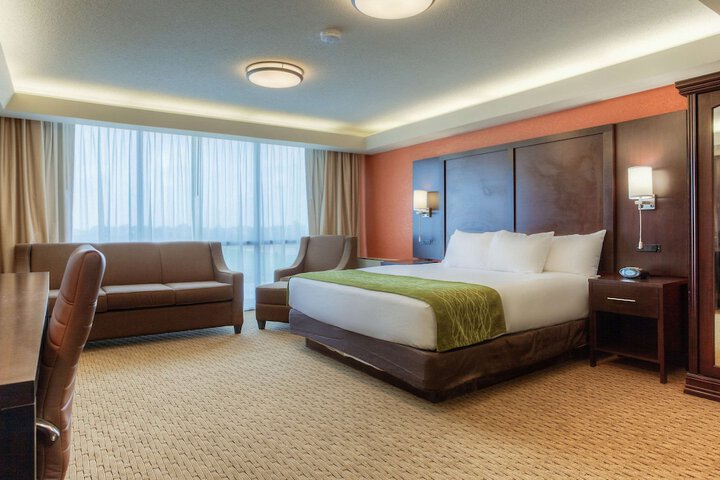 Room 42 of 68
