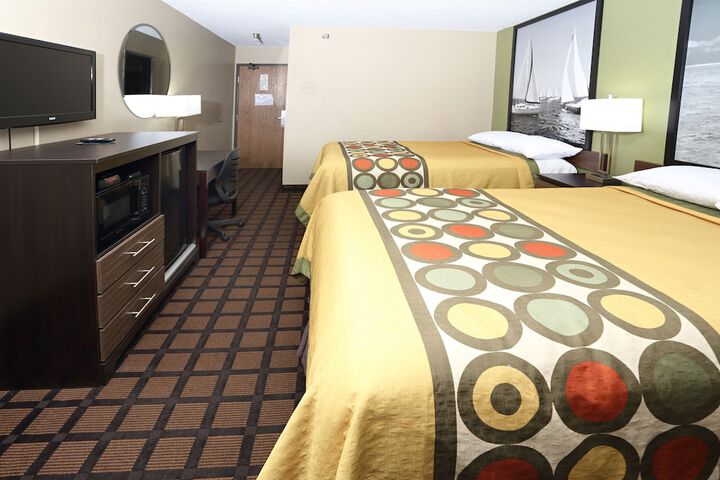 Room 17 of 34