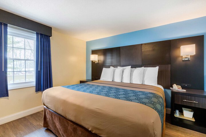 Room 14 of 25