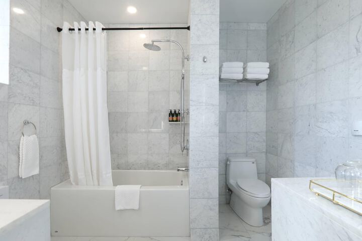 The Fort Garry Hotel Spa and Conference Centre, an Ascend Collection Hotel