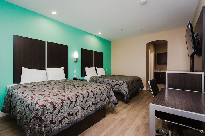 Room 30 of 37