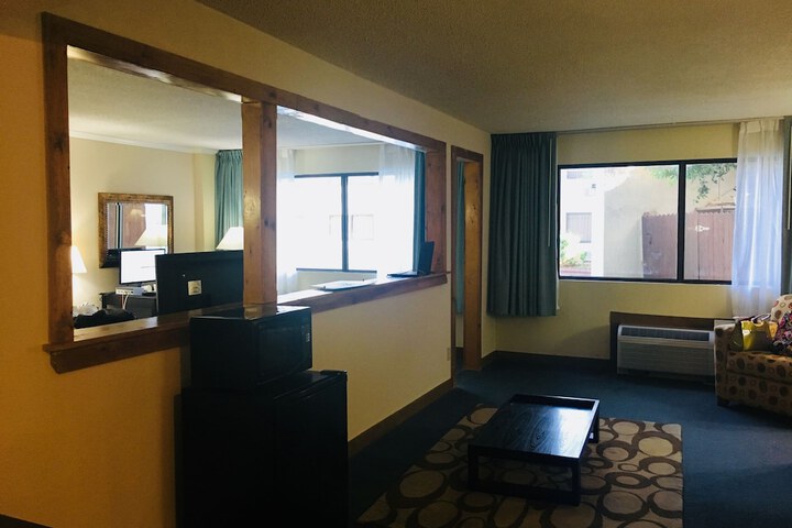 Room 21 of 46