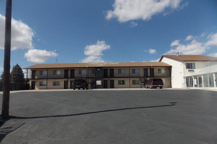 Aquarius Inn