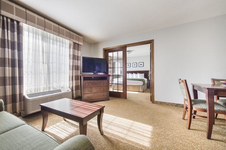 Country Inn & Suites by Radisson Greeley, CO