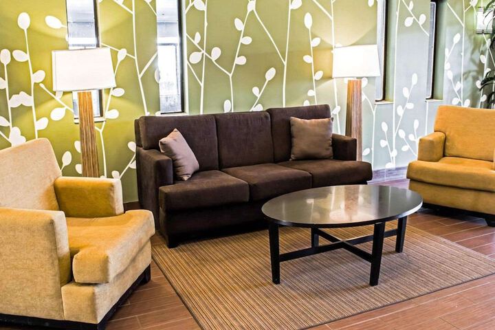 Sleep Inn & Suites Virginia Horse Center