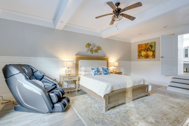 Game Room Trails! 30-acre Lakefront Streetman Gem