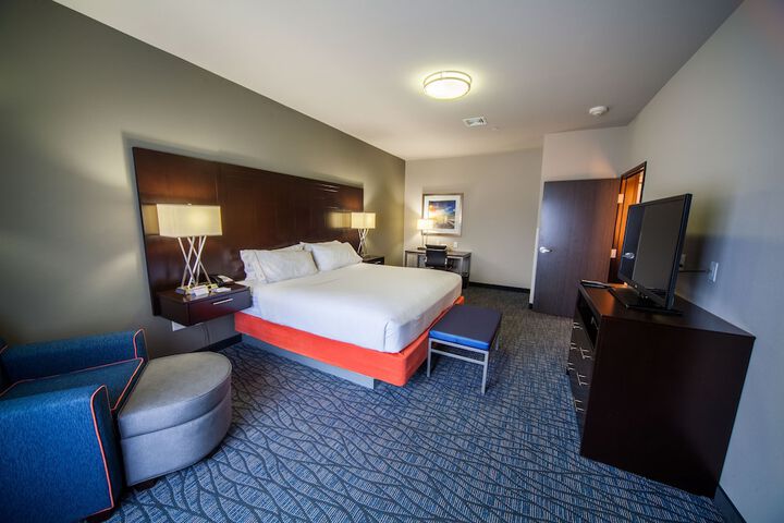 Room 15 of 30