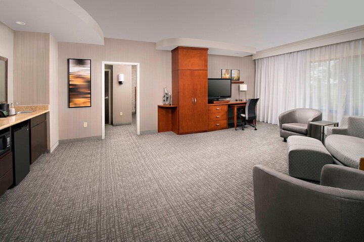 Room 16 of 30