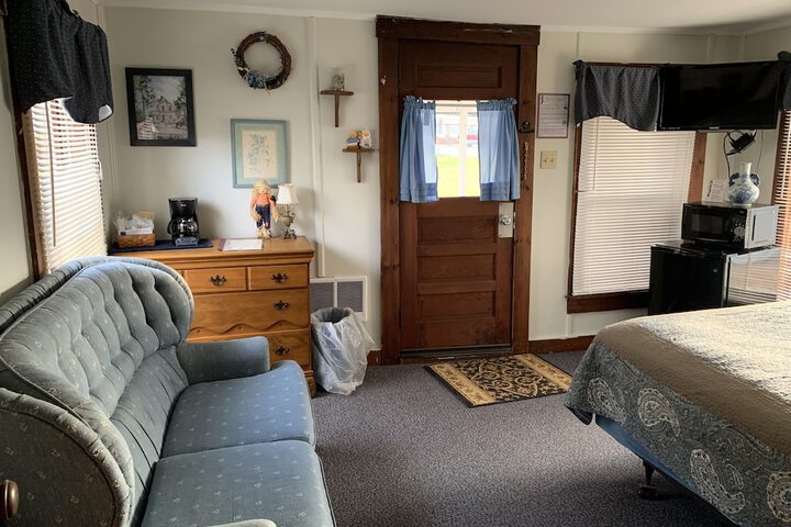 Room 13 of 48