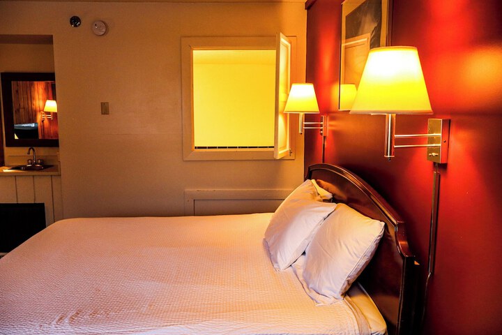 Room 29 of 69