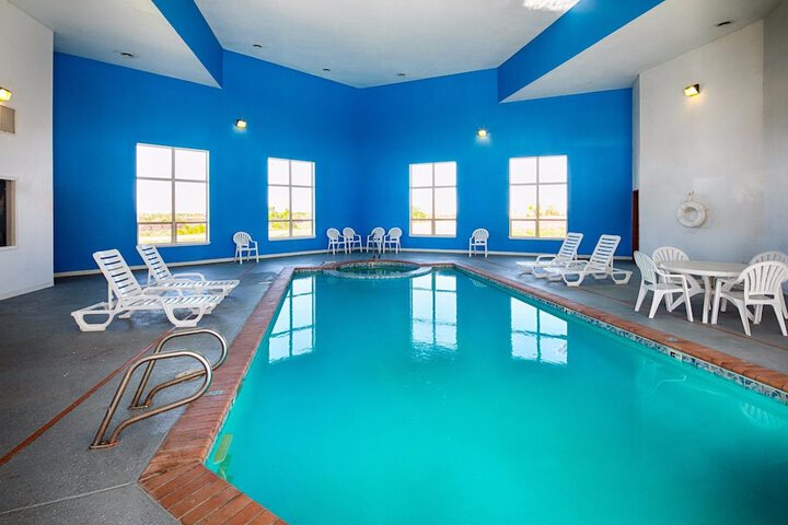 Pool 5 of 53