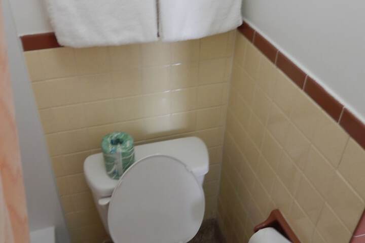 Room 18 of 24
