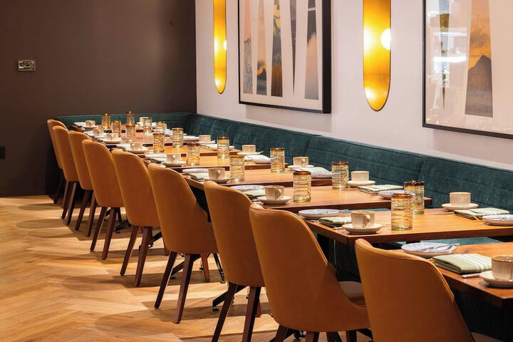 Dining 82 of 126