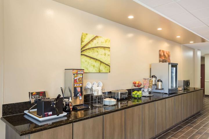 Sleep Inn & Suites North Mobile Saraland