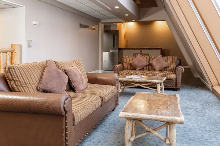 Legacy Vacation Resorts - Steamboat Hilltop