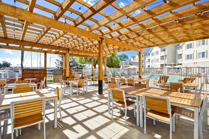 Homewood Suites by Hilton Oakland-Waterfront