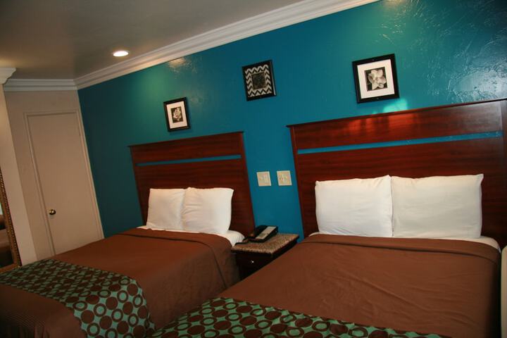 Room 34 of 49