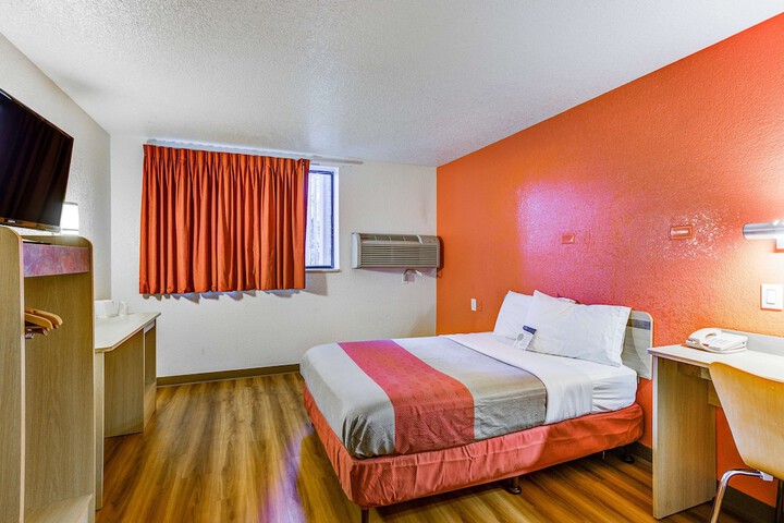 Room 22 of 30