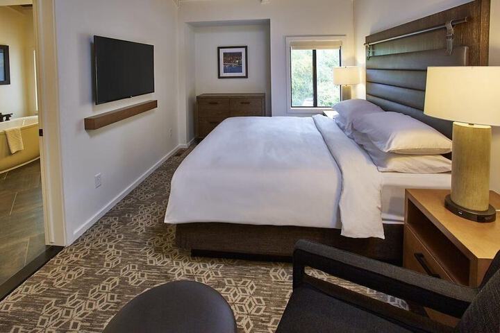 Grand Geneva Resort & Spa