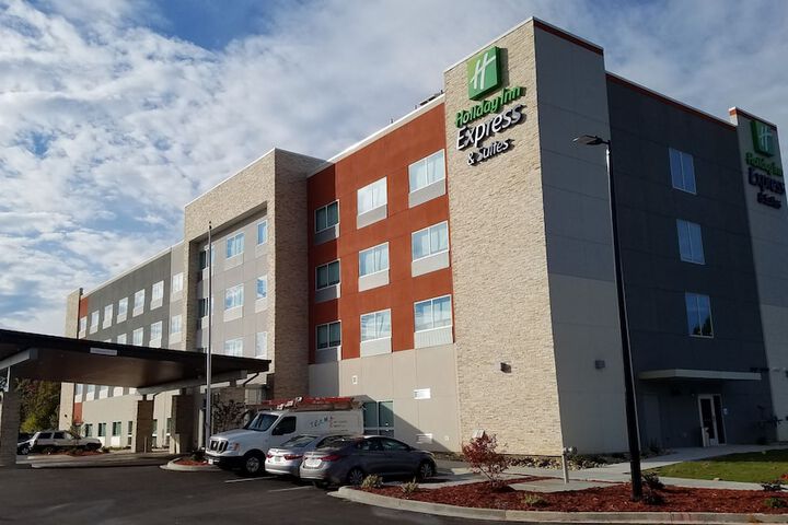 Hotel 3 of 58
