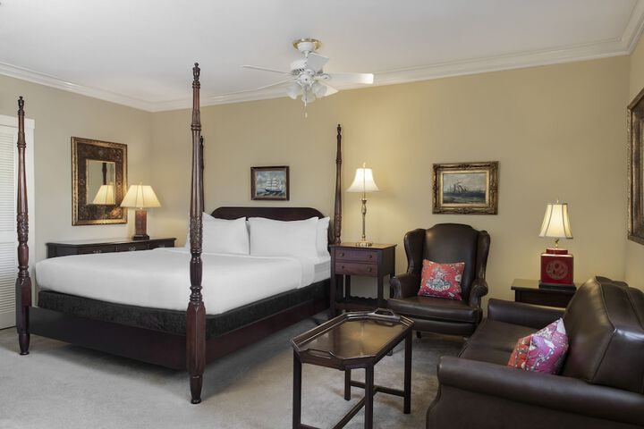 Room 7 of 17
